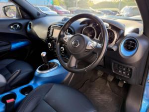 2019 Nissan Juke 1.6 Tekna Euro 6 5dr in Blue — image 3