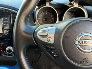 2019 Nissan Juke 1.6 Tekna Euro 6 5dr in Blue — image 5