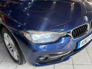 2017 BMW 3 Series 2.0 330e Sport Saloon in Blue — image 3