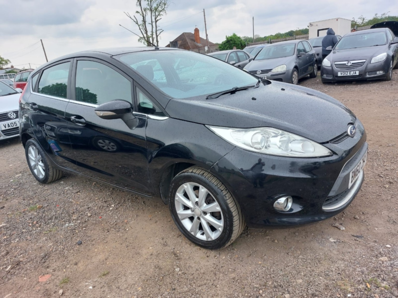 2010 Ford Fiesta 1.3 Zetec in Black — image 1