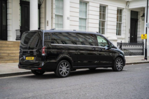 2025 Mercedes-Benz V Class 2.0 V220d Premium MPV 5dr Diesel G-Tronic+ Euro 6 (s/s) (8 Seat, Extra Long) (163 Ps) in Black — image 5