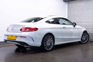 2017 Mercedes-Benz C Class 2.1 C220d Amg Line (premium) G-Tronic+ Euro 6 (s/s) 2dr in White — image 2