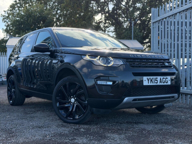 2015 Land Rover Discovery Sport 2.2 Sd4 Hse Auto 4WD Euro 5 (s/s) 5dr in Black — image 1