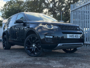 2015 Land Rover Discovery Sport 2.2 Sd4 Hse Auto 4WD Euro 5 (s/s) 5dr in Black — image 2
