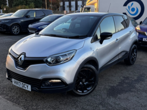 2017 Renault Captur 1.2 Dynamique S Nav Tce 120 in Silver — image 3