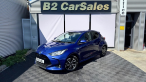 2021 Toyota Yaris 1.5 Vvt-H Design E-CVT Euro 6 (s/s) 5dr in Blue — image 5