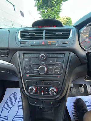 2016 Vauxhall Mokka 1.4 I Turbo Exclusiv in Black — image 3