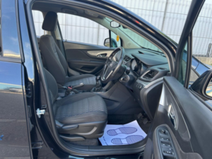 2016 Vauxhall Mokka 1.4 I Turbo Exclusiv in Black — image 5