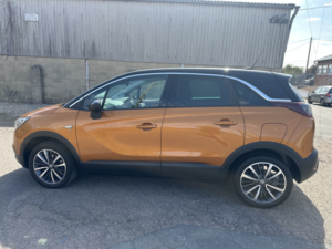 2017 Vauxhall Crossland X 1.2 Turbo Elite Nav in Orange — image 3