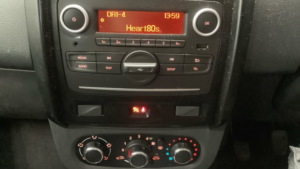 2016 Dacia Duster 1.6 Ambiance Prime Sce 115 4x2 in Silver — image 4