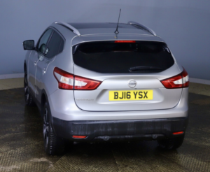 2016 Nissan Qashqai 1.2 Dig-T N-Connecta in Silver — image 5