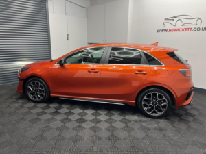 2024 Kia Ceed 1.5 T-Gdi Gt-Line Euro 6 (s/s) 5dr in Orange — image 3