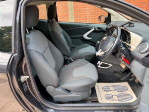 2014 Ford Ka 1.2 Zetec Euro 5 (s/s) 3dr in Black — image 3