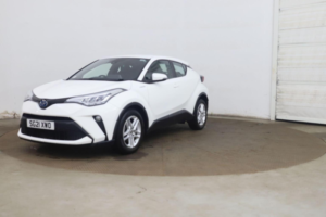 2021 Toyota C-Hr 1.8 Vvt-H Icon CVT Euro 6 (s/s) 5dr in White — image 3