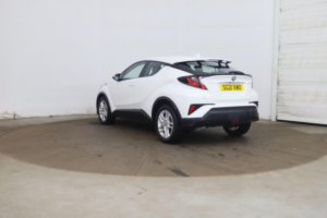 2021 Toyota C-Hr 1.8 Vvt-H Icon CVT Euro 6 (s/s) 5dr in White — image 4