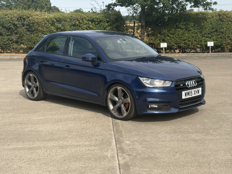 2015 Audi A1 1.6 Tdi Sport in Blue — image 1
