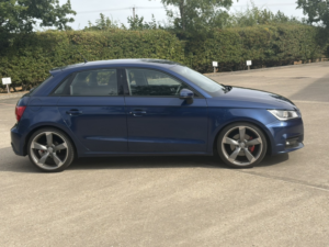 2015 Audi A1 1.6 Tdi Sport in Blue — image 2