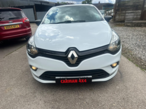 2017 Renault Clio 1.2 Play 1.2 16v 75 in White — image 4