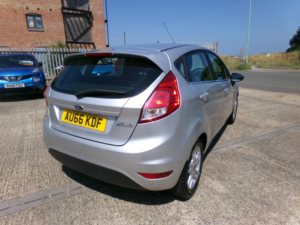 2016 Ford Fiesta 1.3 Zetec in Silver — image 5