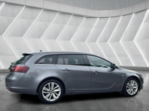 2016 Vauxhall Insignia 2.0 Cdti Sri Nav Sports Tourer Auto Euro 6 5dr in Grey — image 6