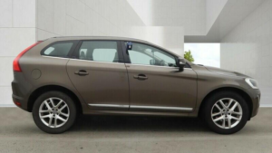 2016 Volvo Xc60 2.4 D5 Se Lux Nav Auto AWD Euro 6 (s/s) 5dr in Bronze — image 6