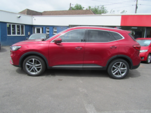 2021 MG MG Hs 1.5 T-Gdi 16.6kwh Excite in Red — image 2