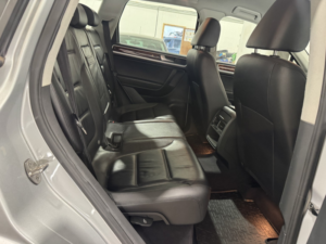 2012 Volkswagen Touareg 3.0 Tdi V6 Bluemotion Tech Se in Silver — image 4