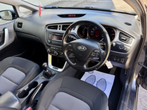 2015 Kia Ceed 1.6 Crdi Ecodynamics 2 in Silver — image 5
