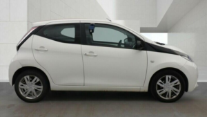 2015 Toyota Aygo 1.0 Vvt-I X-Pression X-Wave Euro 5 5dr Euro 5 in White — image 6