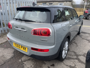 2015 MINI Clubman 1.5 Clubman Cooper in Grey — image 4
