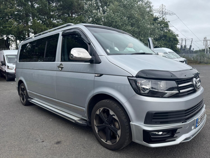 2016 Volkswagen Transporter 2.0 Tdi T32 Bluemotion Tech Highline in Silver — image 1