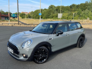 2017 MINI Clubman 1.5 Cooper (black Pack) Euro 6 (s/s) 6dr in Grey — image 3