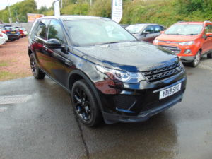 2019 Land Rover Discovery Sport 2.0 Td4 Landmark * Mot July 2027 * Finance Available * Free 6 Months Warranty * Part Exchanges Welco in Black — image 4