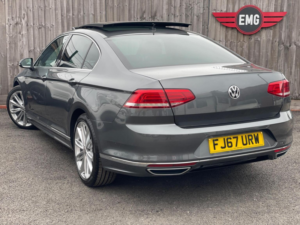 2017 Volkswagen Passat 2.0 Tdi R-Line DSG Euro 6 (s/s) 4dr in Grey — image 2
