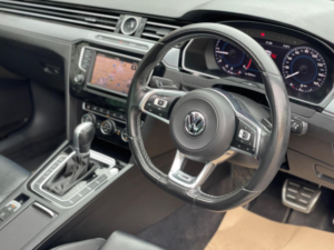 2017 Volkswagen Passat 2.0 Tdi R-Line DSG Euro 6 (s/s) 4dr in Grey — image 5