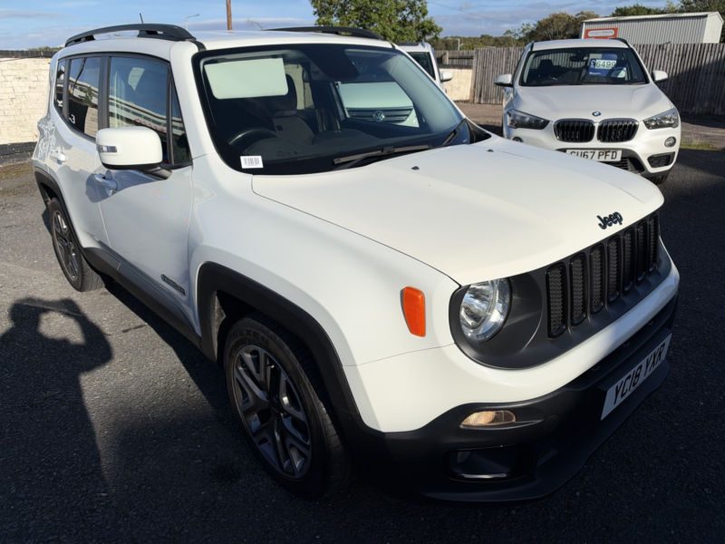 2018 Jeep Renegade 1.4 Renegade Night Eagle Ii 1.4 Multiair Ii 140hp in White — image 1