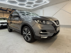2019 Nissan Qashqai 1.5 Dci N-Connecta in Grey — image 2