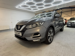 2019 Nissan Qashqai 1.5 Dci N-Connecta in Grey — image 3