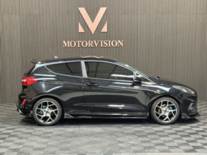 2018 Ford Fiesta 1.5 T Ecoboost St-2 in Black — image 6