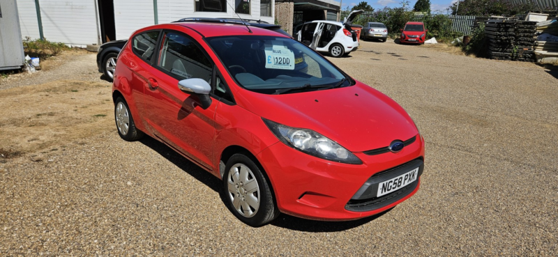 2009 Ford Fiesta 1.3 Style in Red — image 1