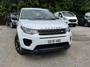 2019 Land Rover Discovery Sport 2.0 Td4 Landmark SUV 5dr Diesel Auto 4WD Euro 6 (s/s) (180 Ps) in White — image 2
