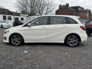 2018 Mercedes-Benz B Class 1.6 B200 Exclusive Edition in White — image 4