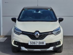 2017 Renault Captur 1.2 Tce Energy Signature X Nav Edc Euro 6 (s/s) 5dr in White — image 3