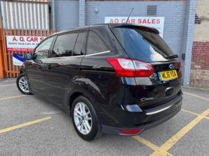 2016 Ford C-Max Grand Zetec Tdci in Black — image 5