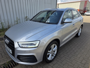 2016 Audi Q3 2.0 Tdi S Line in Silver — image 5