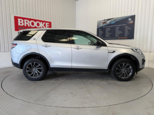 2018 Land Rover Discovery Sport 2.0 Td4 Hse Auto 4WD Euro 6 (s/s) 5dr in Silver — image 3