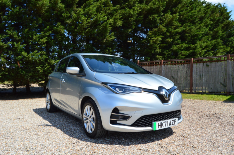 2021 Renault Zoe Iconic R135 Ev 50 Rapid Charge My21.5 in Grey — image 1