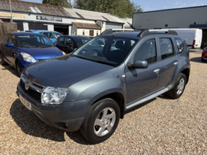 2013 Dacia Duster 1.5 Dci Laureate in Grey — image 4