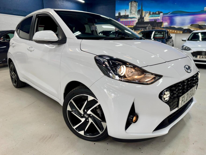 2021 Hyundai I10 1.0 Premium Euro 6 (s/s) 5dr in White — image 1