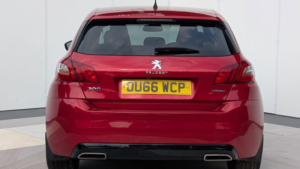 2017 Peugeot 308 1.2 Puretech Gt Line Euro 6 (s/s) 5dr in Red — image 5